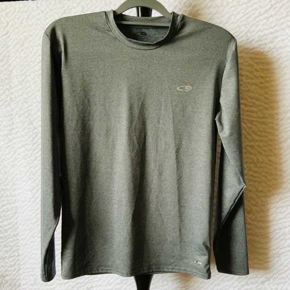 Sold Champion Size L - Picture 3 of 6